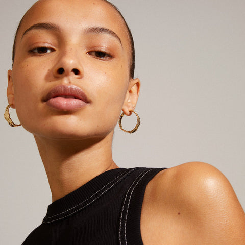 JULITA recycled hoop earrings gold-plated te koop bij Almost Summer Amsterdam 282332003