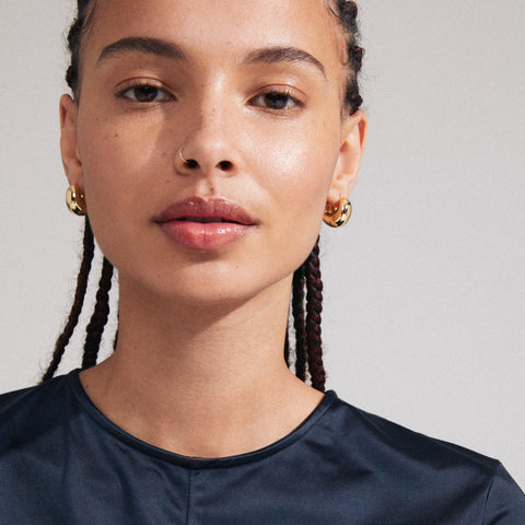 LIGHT recycled chunky earrings gold-plated te koop bij Almost Summer Amsterdam 112422003