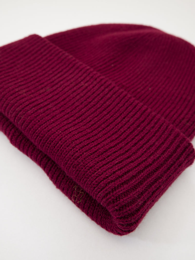 010 burgundy beanie
