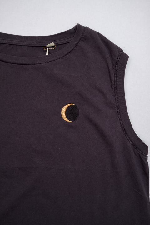 cropped tank washed black organic cotton with moon embroidery