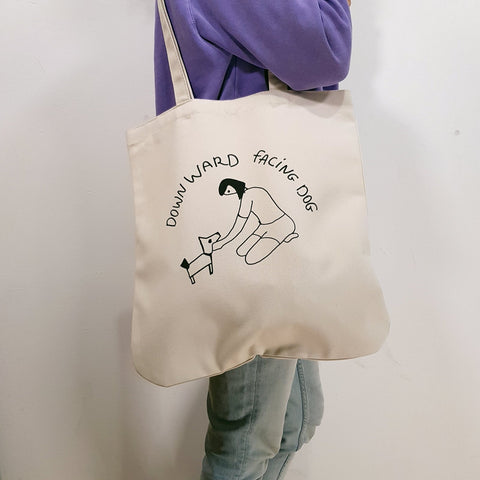 downward facing dog organic cotton premium tote bag te koop bij Almost Summer Amsterdam 10191