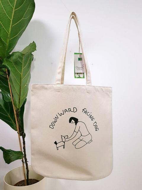 downward facing dog organic cotton premium tote bag te koop bij Almost Summer Amsterdam 10191