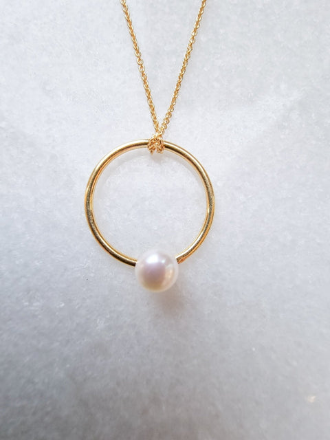 freshwater pearl on ring necklace te koop bij Almost Summer Amsterdam 5040171