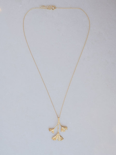 ginko leaf necklace te koop bij Almost Summer Amsterdam 5010591