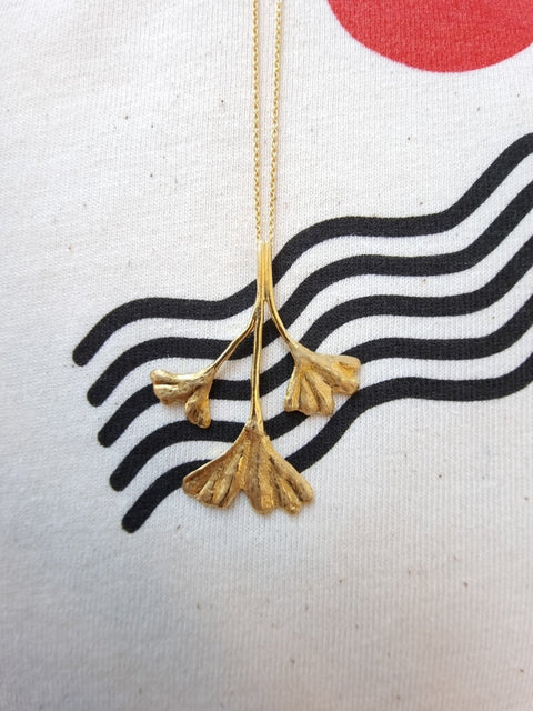 ginko leaf necklace te koop bij Almost Summer Amsterdam 5010591