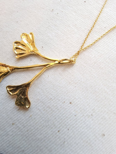 ginko leaf necklace te koop bij Almost Summer Amsterdam 5010591