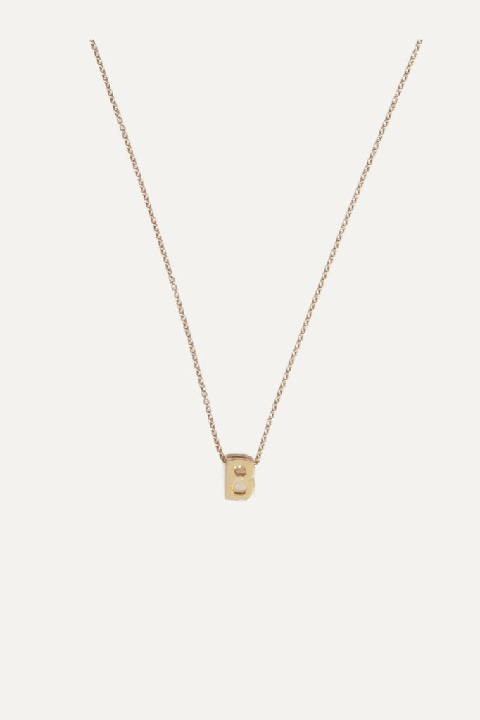 Small letter necklace te koop bij Almost Summer Amsterdam 15010115r